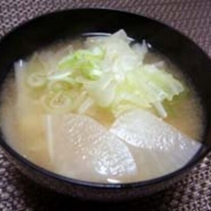 寒くなると温かいお味噌汁が飲みたくなります♪たっぷり野菜入り好きよ～♪お豆腐なしでm(_ _)m 美味しかったですよo(^-^)o